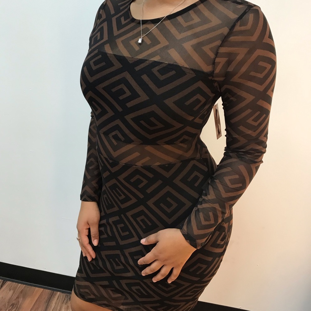 ‼️ Brown Maze Print Mesh Dress - Picture 1 of 2